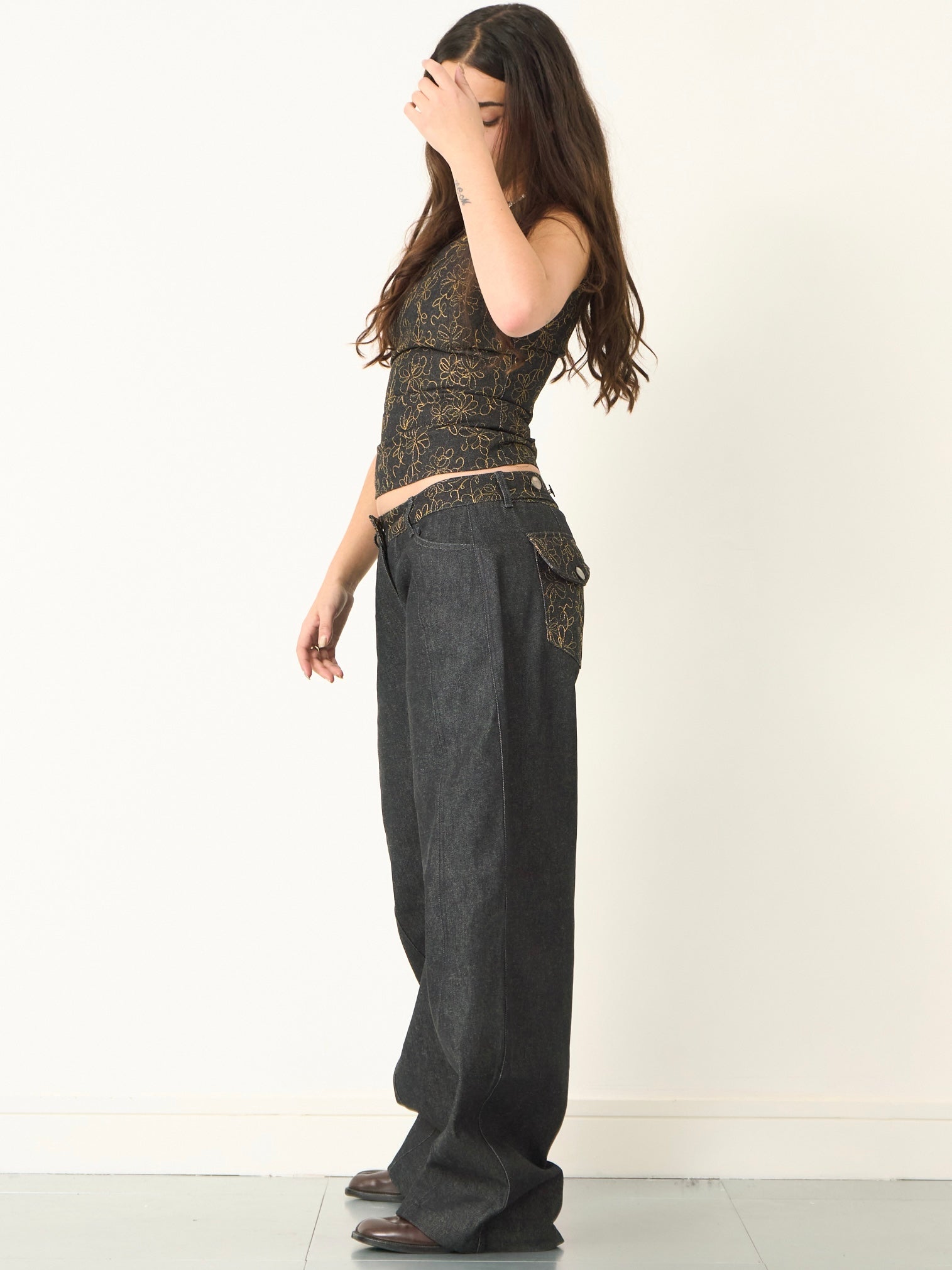 balloon jean - embroidered charcoal denim