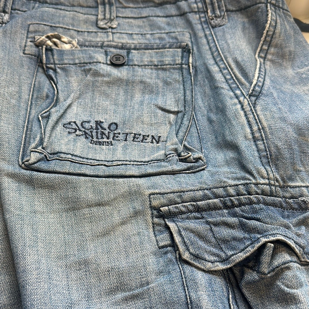 baggy denim cargo shorts