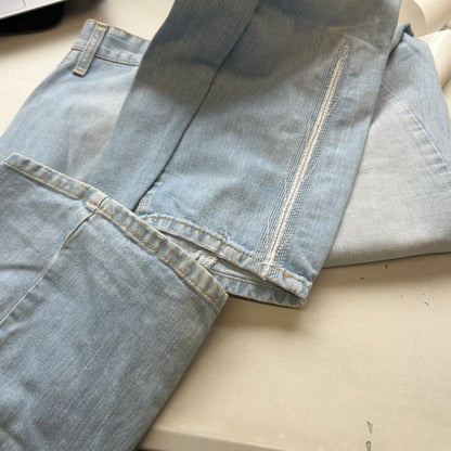 vintage light wash levi's twisted jeans