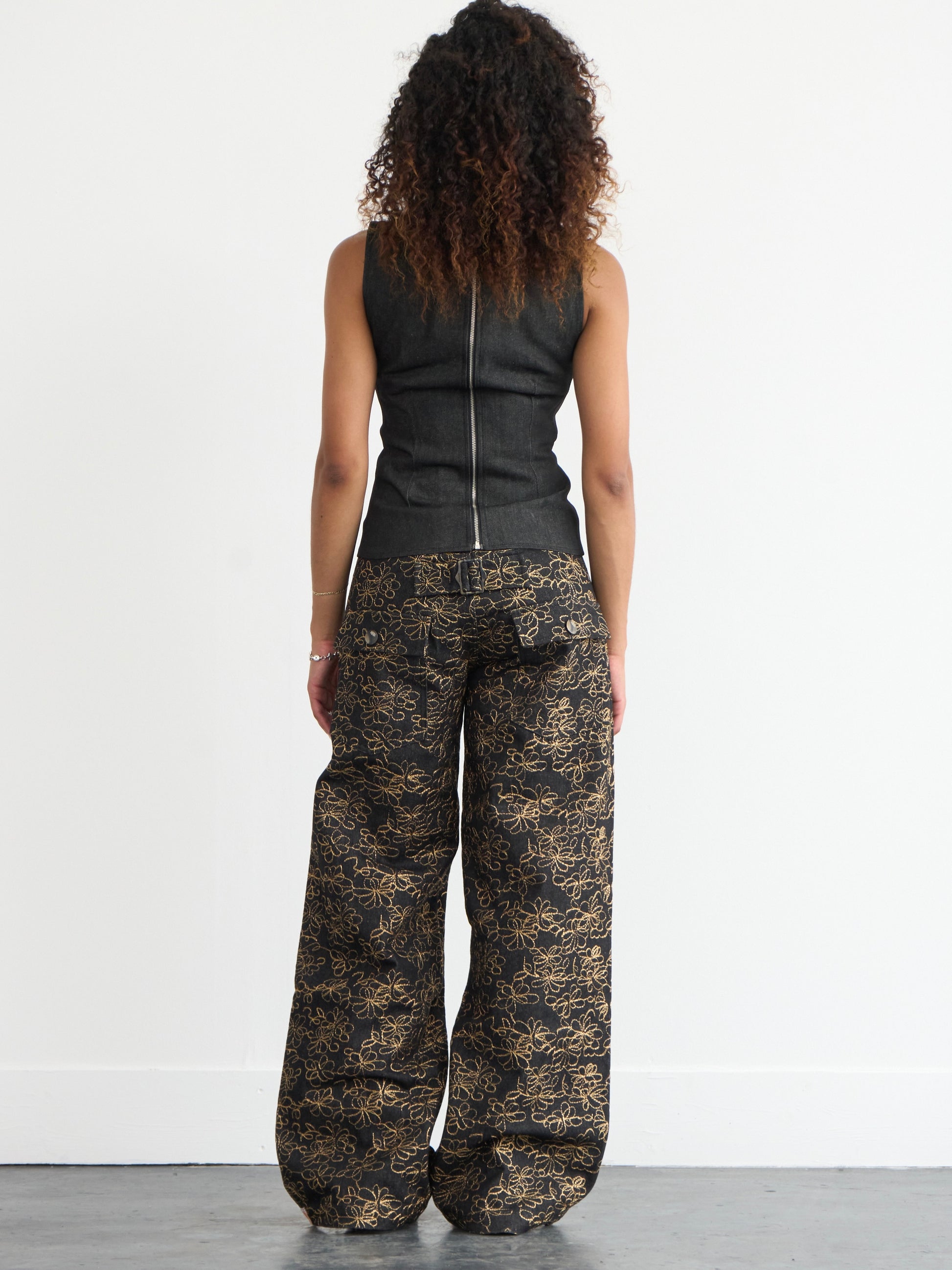 jean ample - denim anthracite brodé inversé