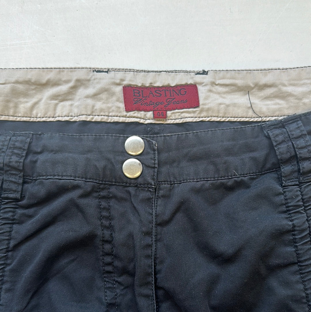 2000's straight leg cargo trousers