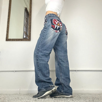 baggy skate jeans with embroidered pockets