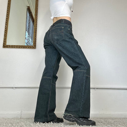 00s low waisted baggy jeans