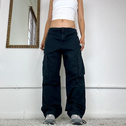 00's wide leg nike cargo trousers