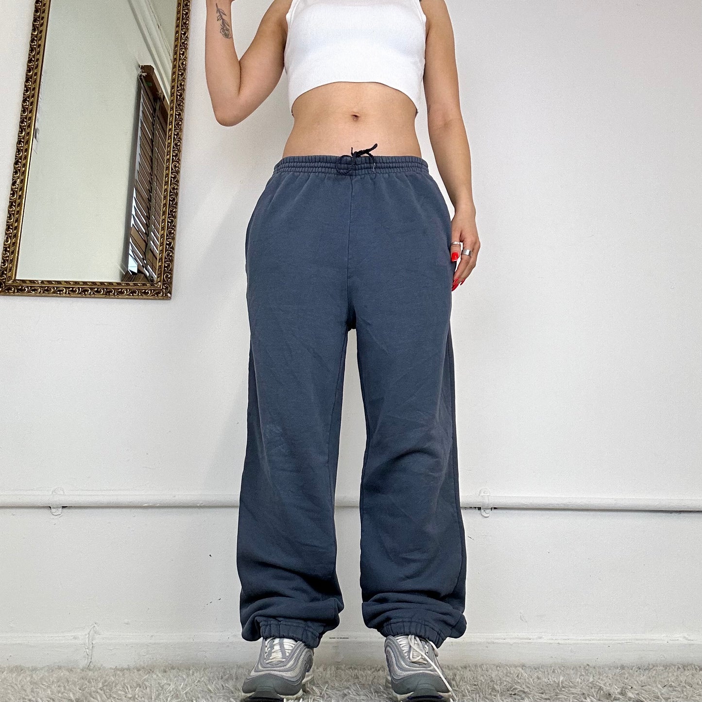 vintage carhartt joggers