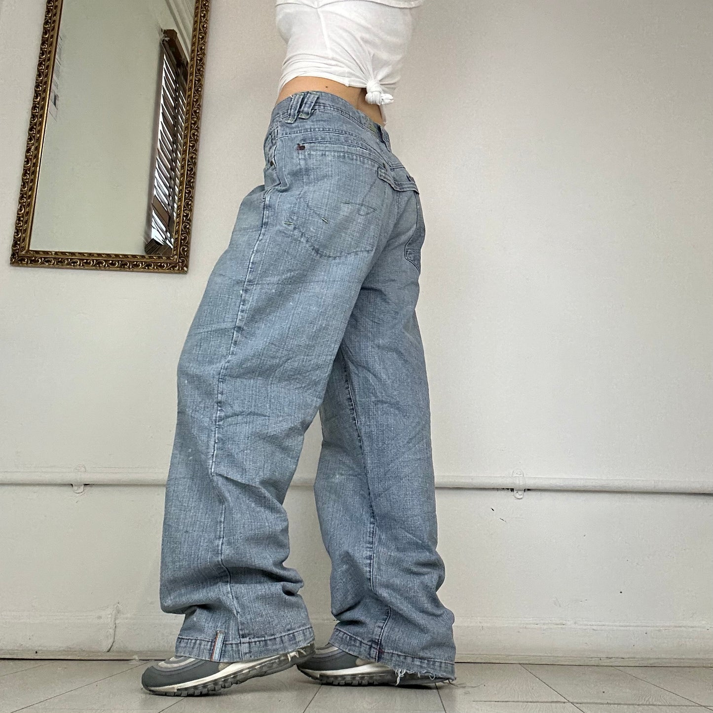 rocawear baggy lightwash jeans