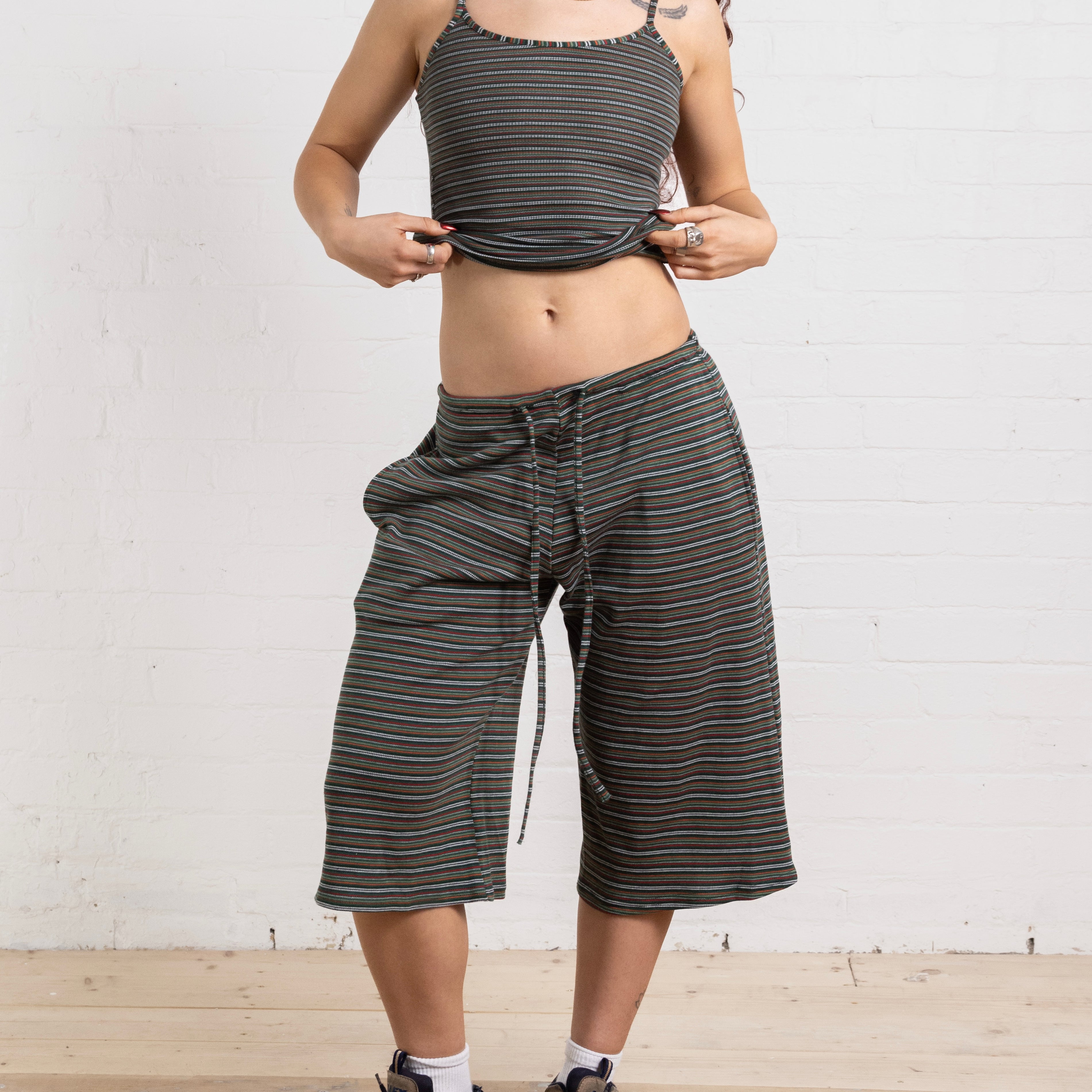 drew short - green stripe