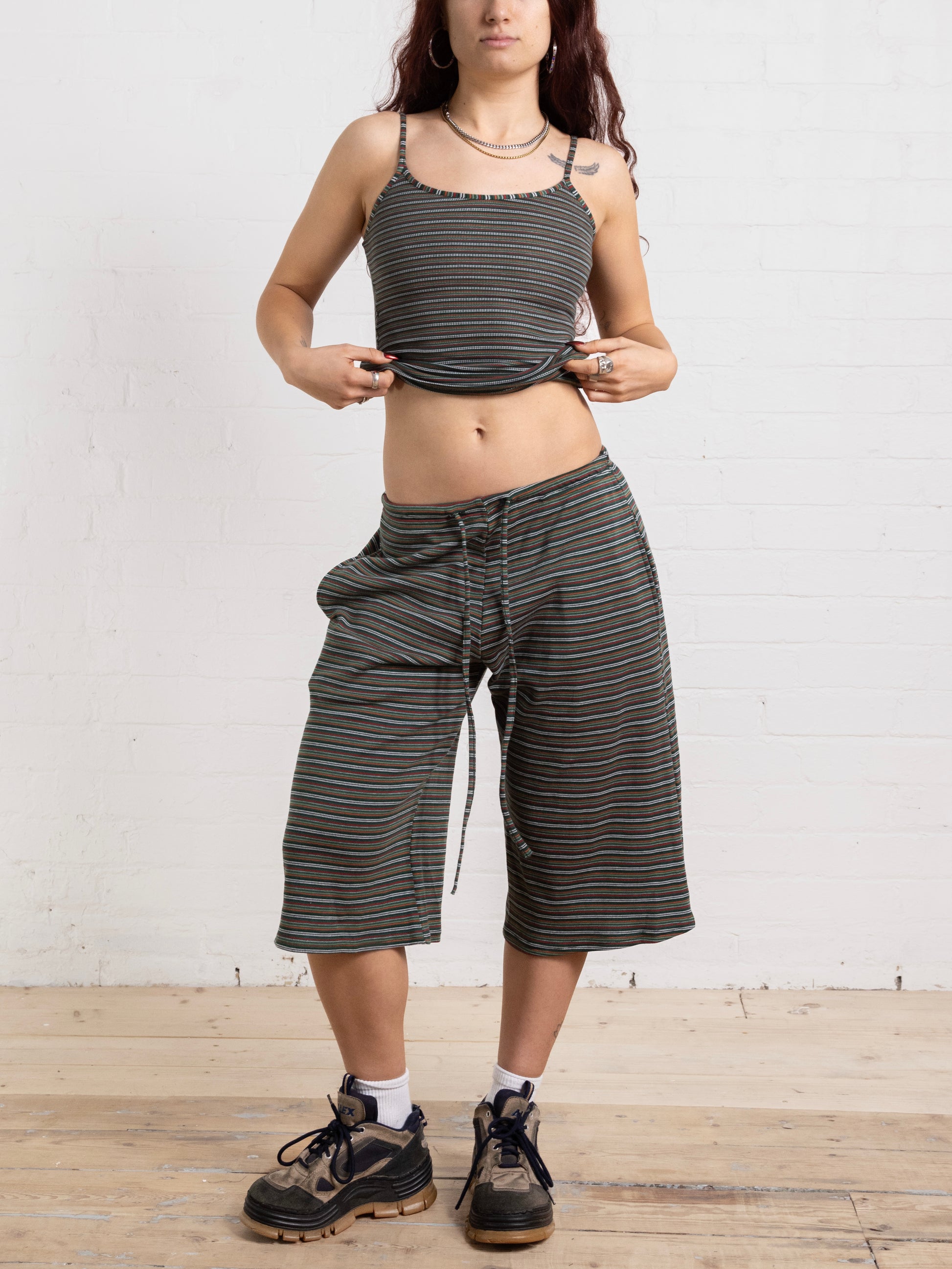 drew short - green stripe