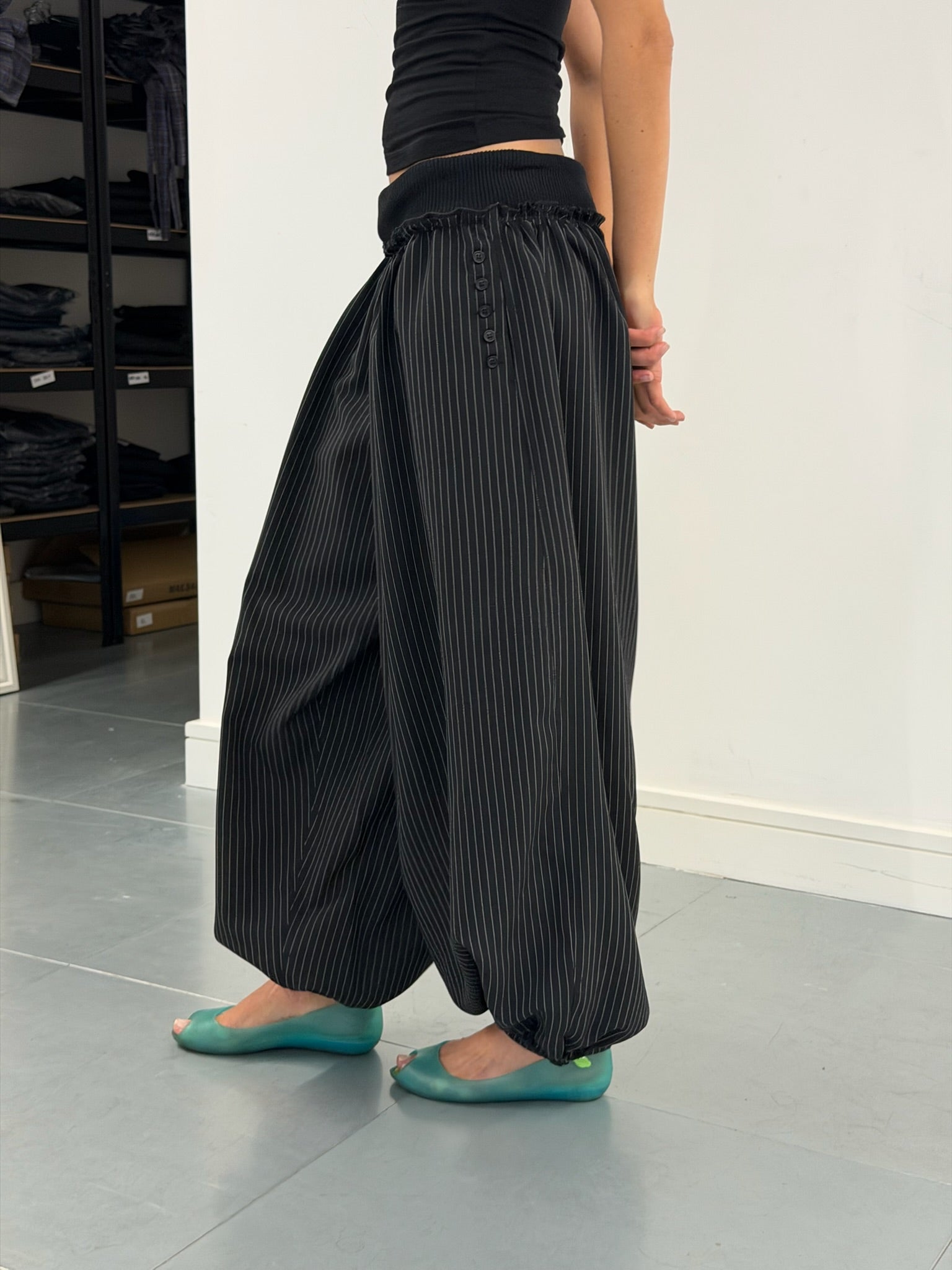 hayley pant - black pinstripe