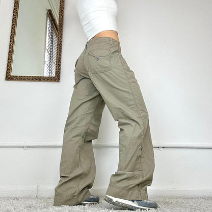 2000’s khaki cargo trousers