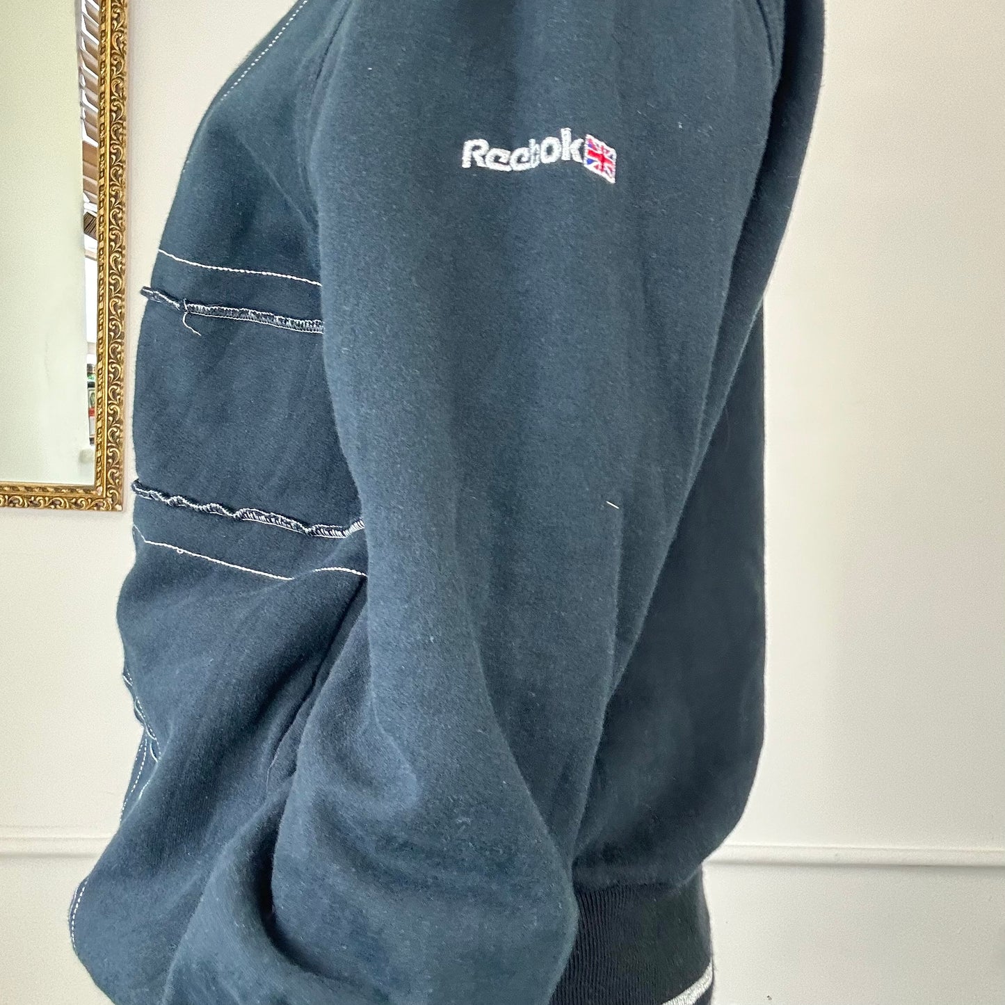 2000's reebok zip up sweater