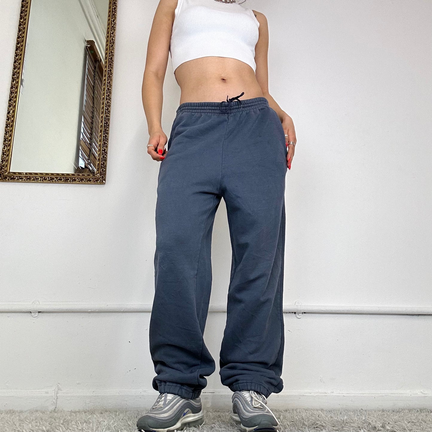 vintage carhartt joggers