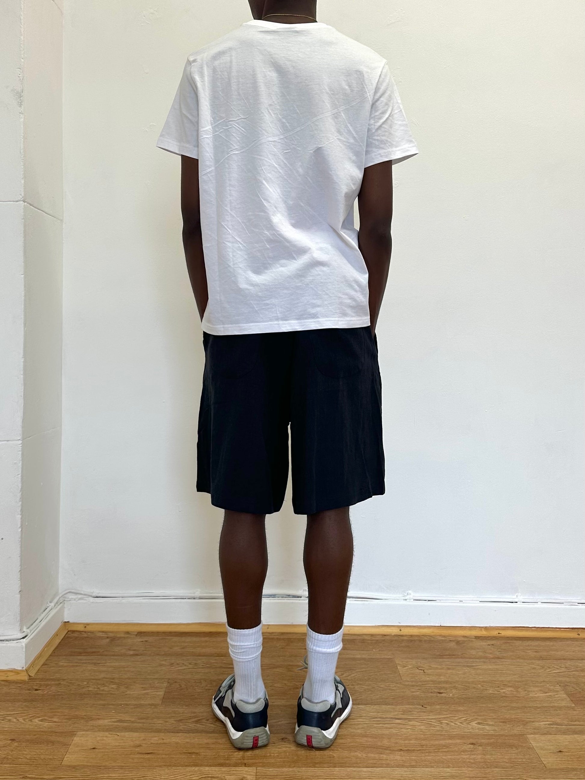 Lake Short - schwarzes Leinen