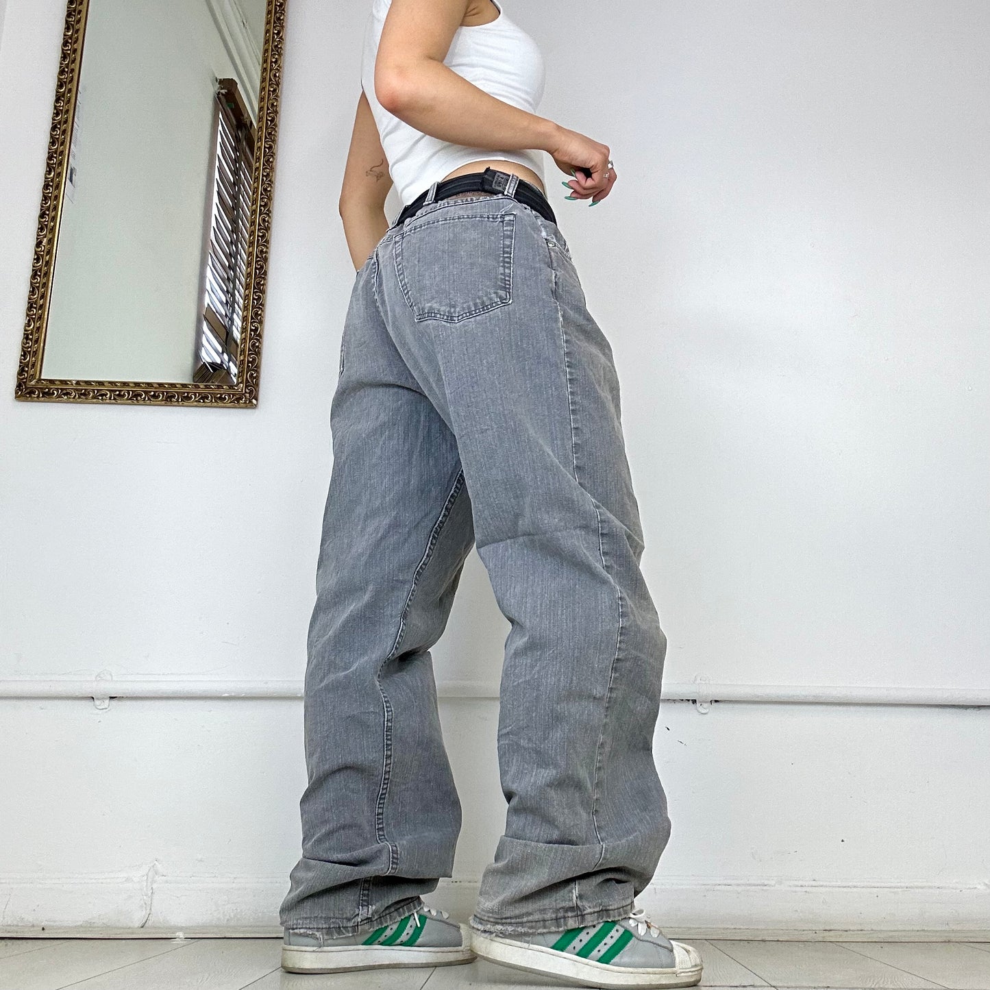 baggy grey wrangler jeans