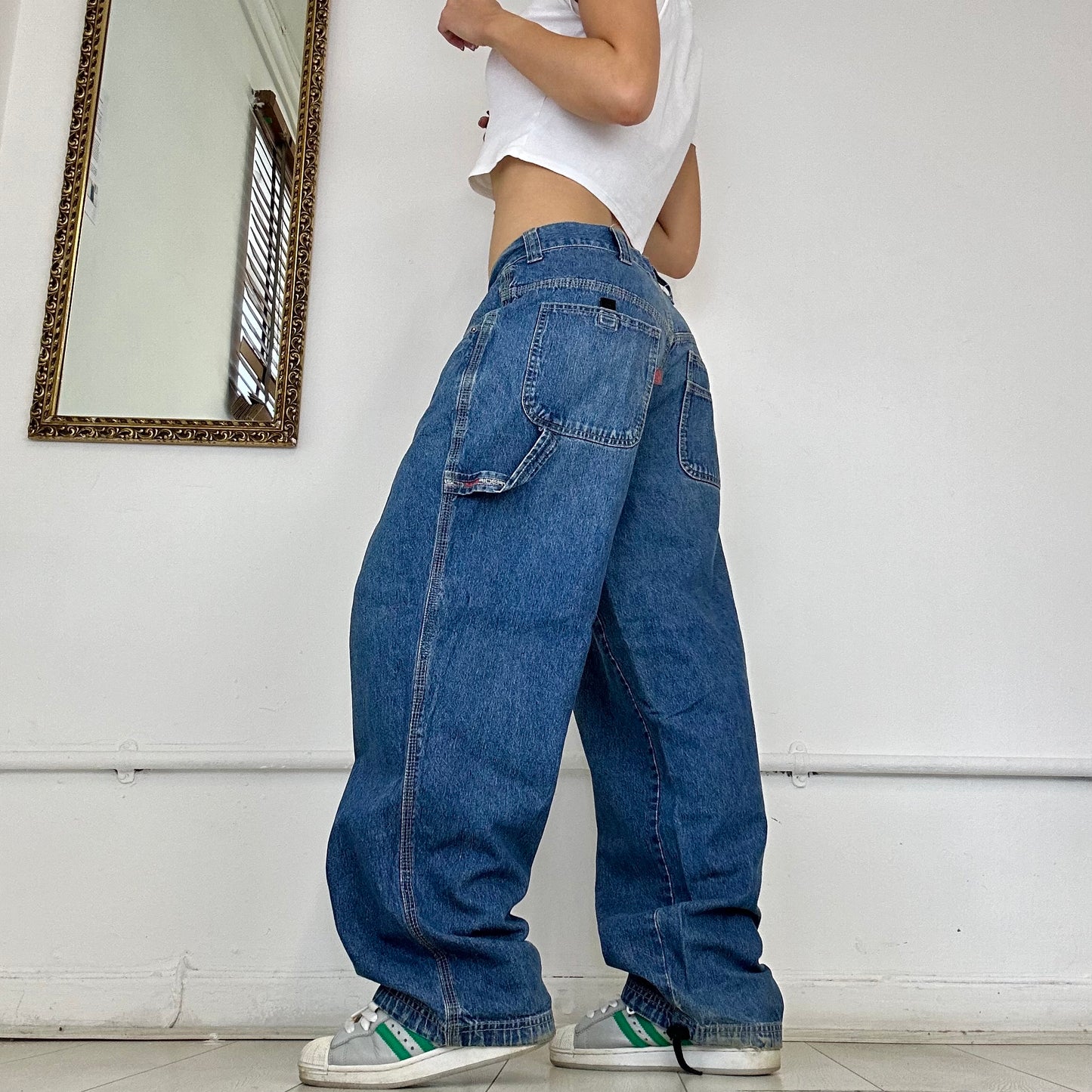 mid wash baggy cargo jeans