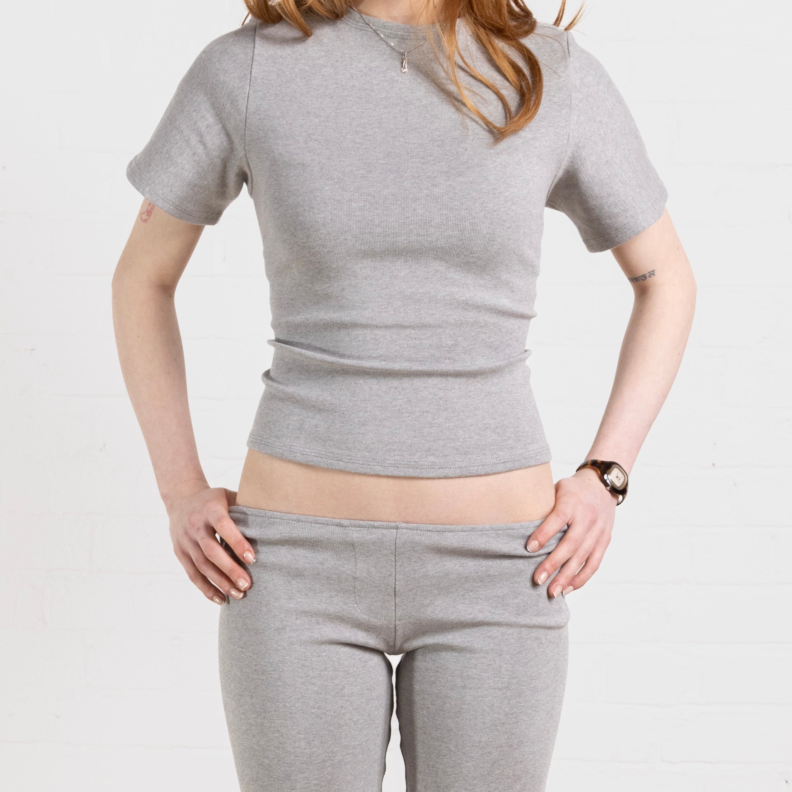 devon top - grey