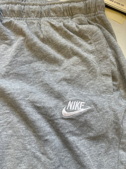 baggy grey nike shorts