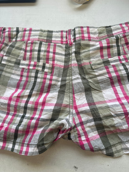 00's checkered mini shorts