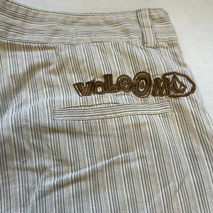 00’s striped long shorts