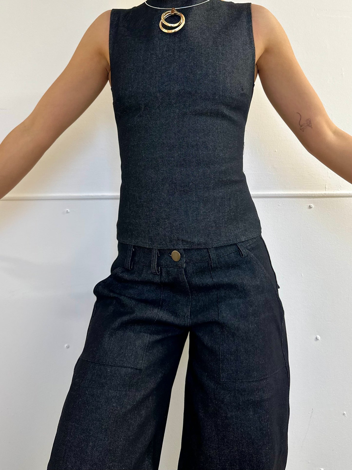 the charlie top in dark grey denim