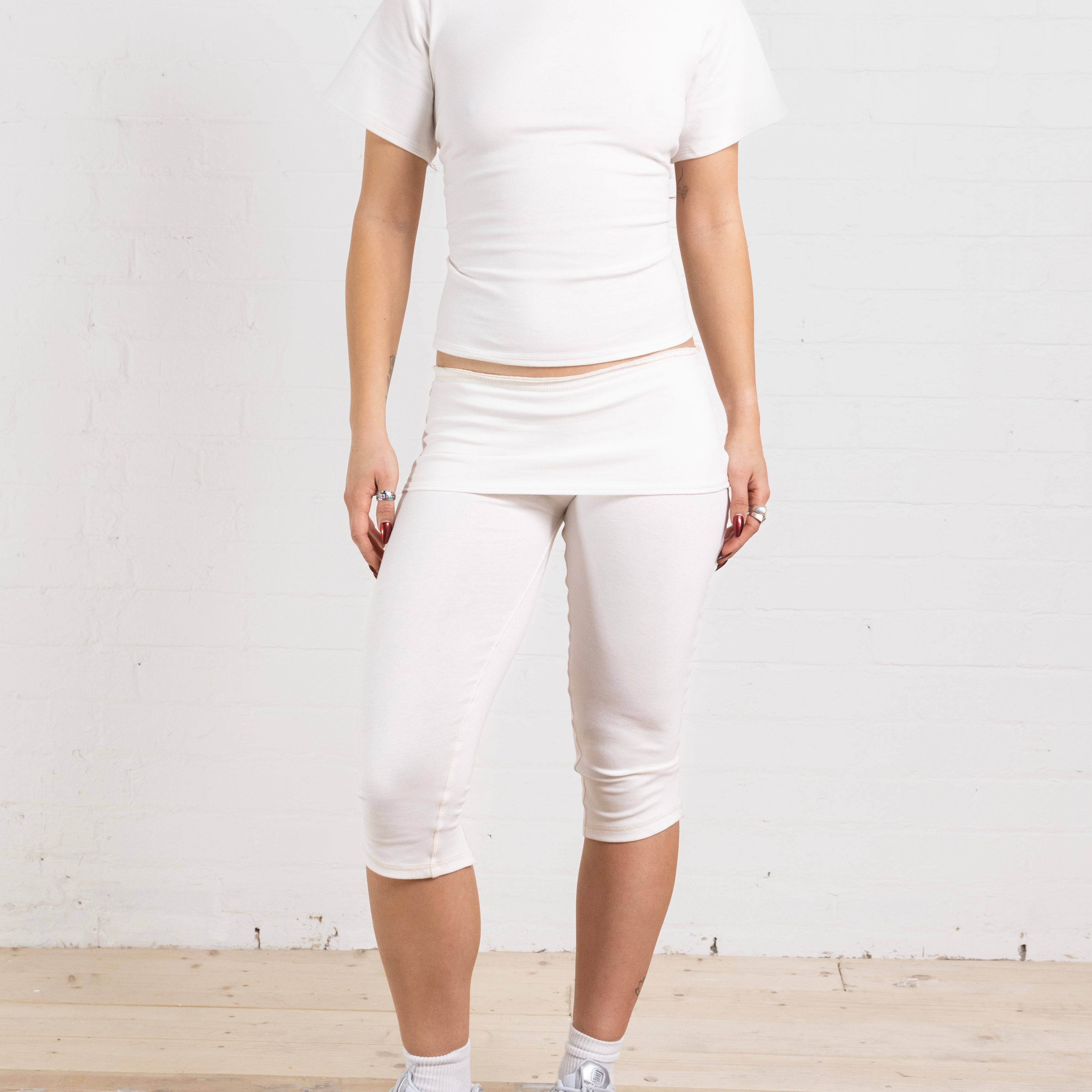 shea capri - white