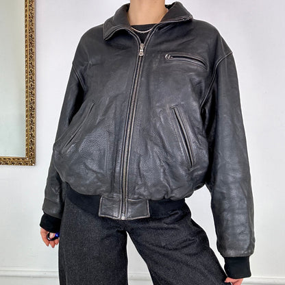 90’s black leather jacket