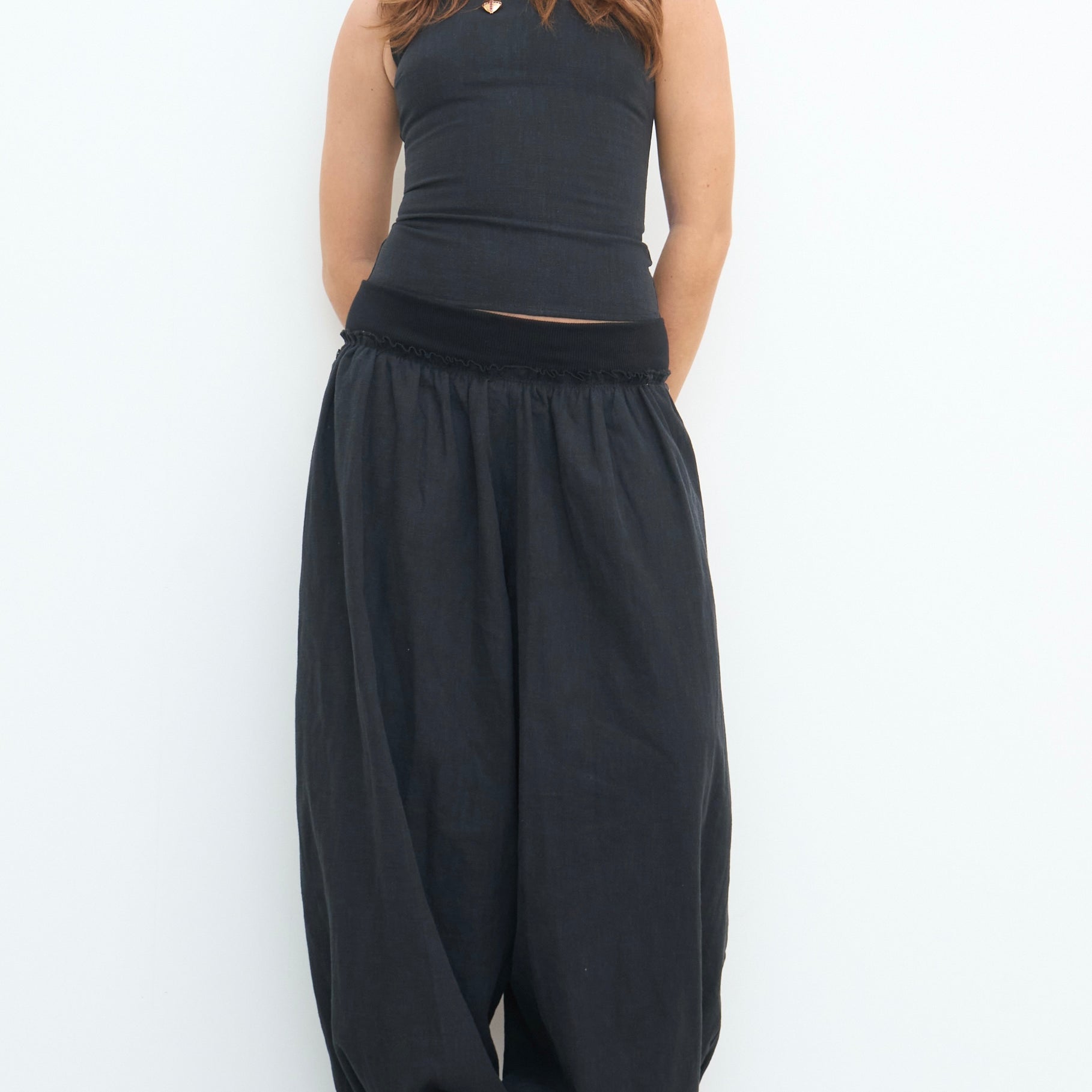 hayley pant - black linen
