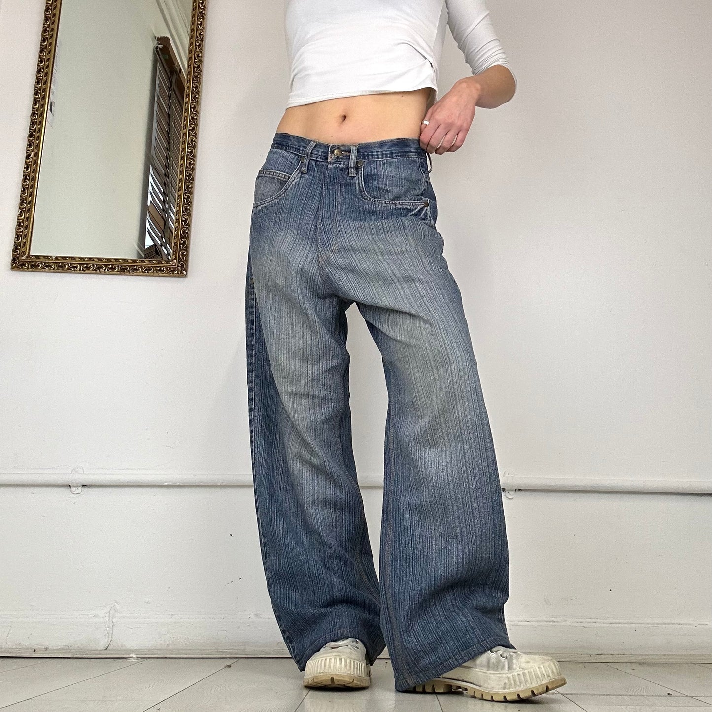 wide leg super baggy jeans