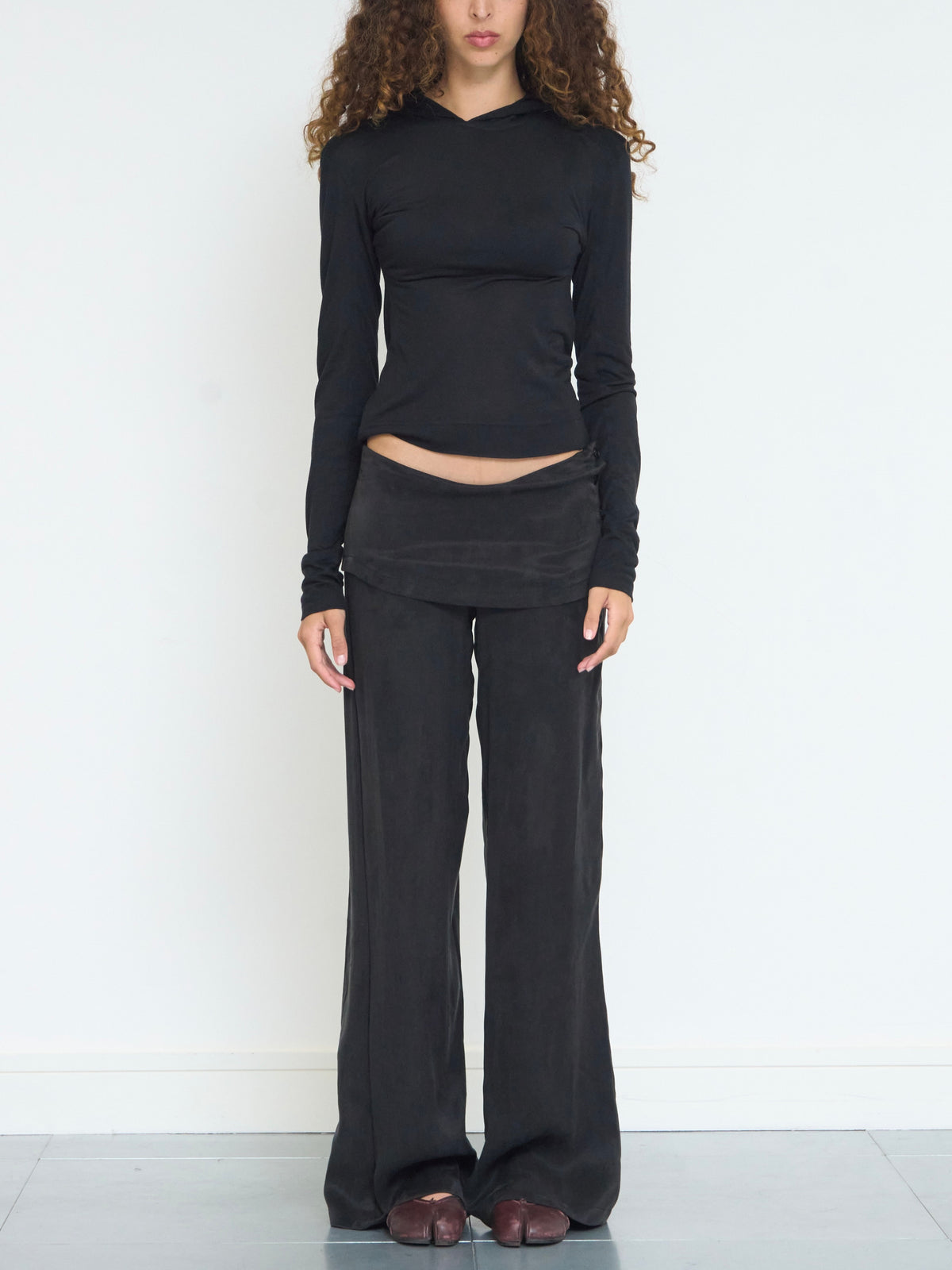 sydney hooded top - black
