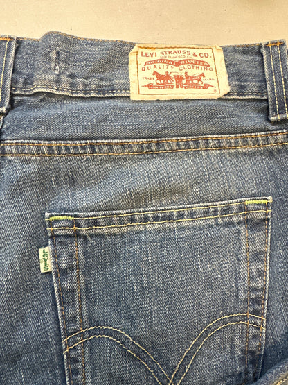 levi's mid wash baggy denim jeans