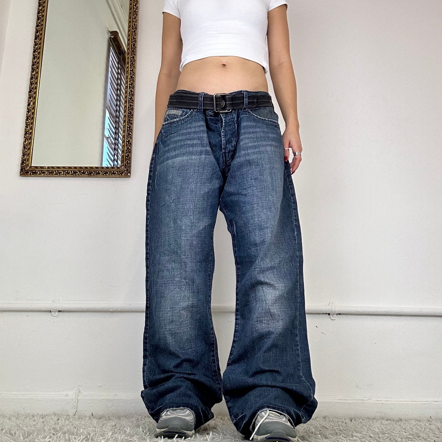 2000's baggy guess jeans