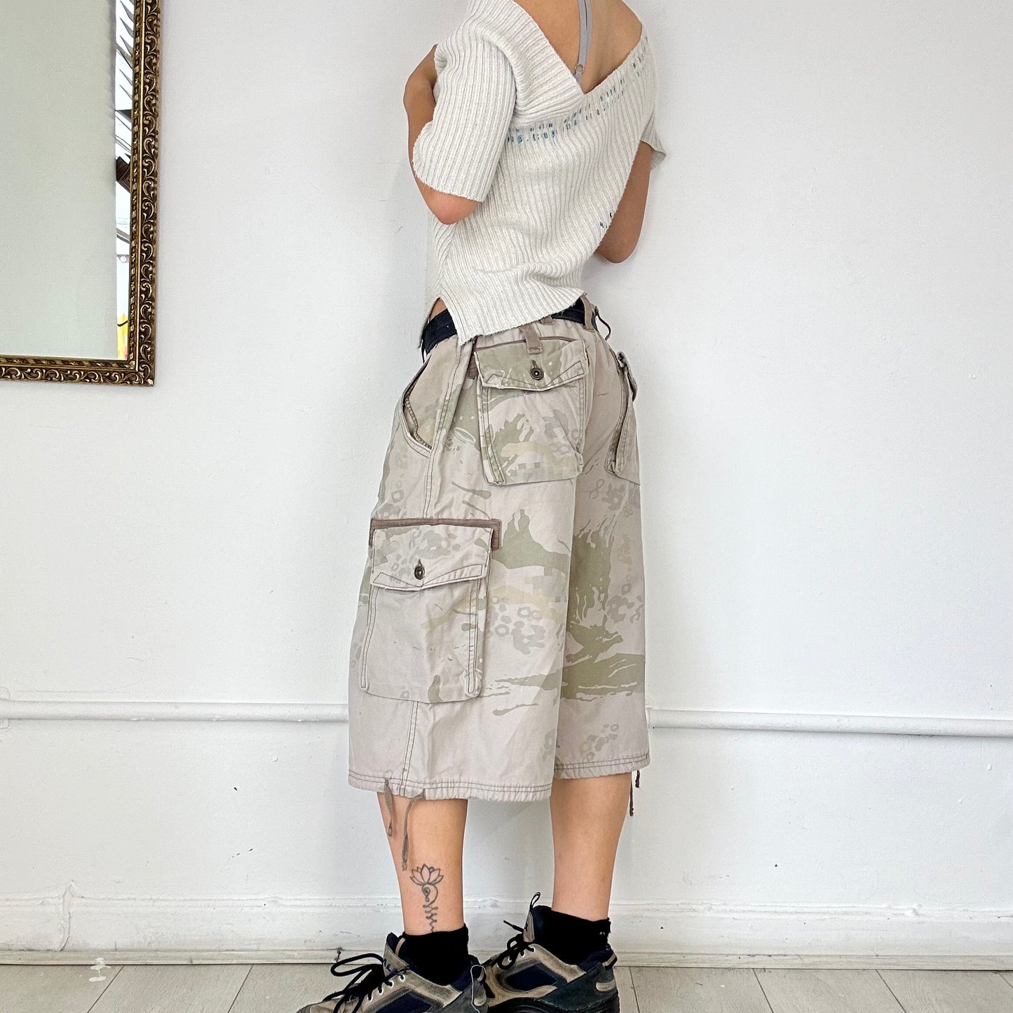 baggy camo cargo shorts by fishbone