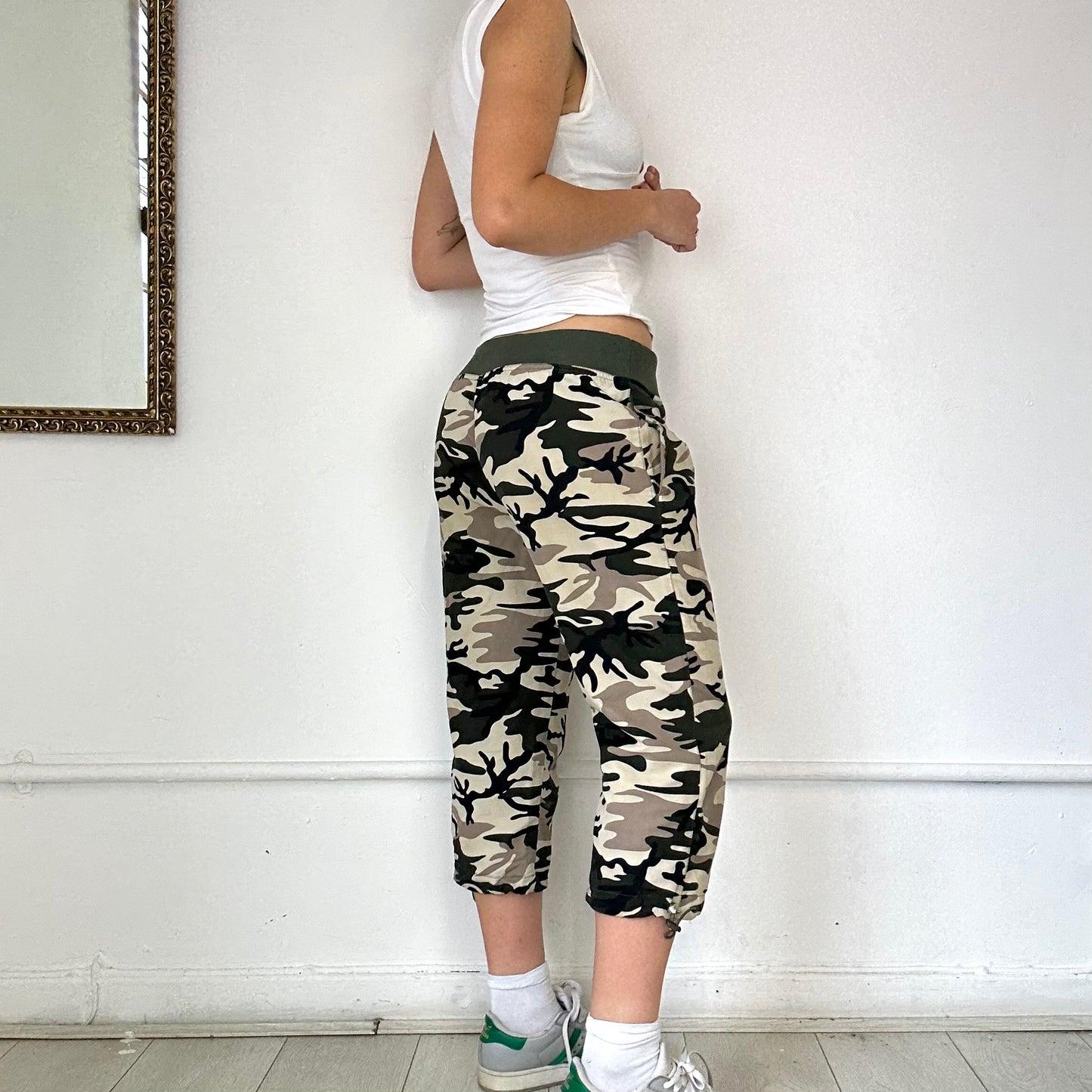 baggy camo cargo capris by fishbone