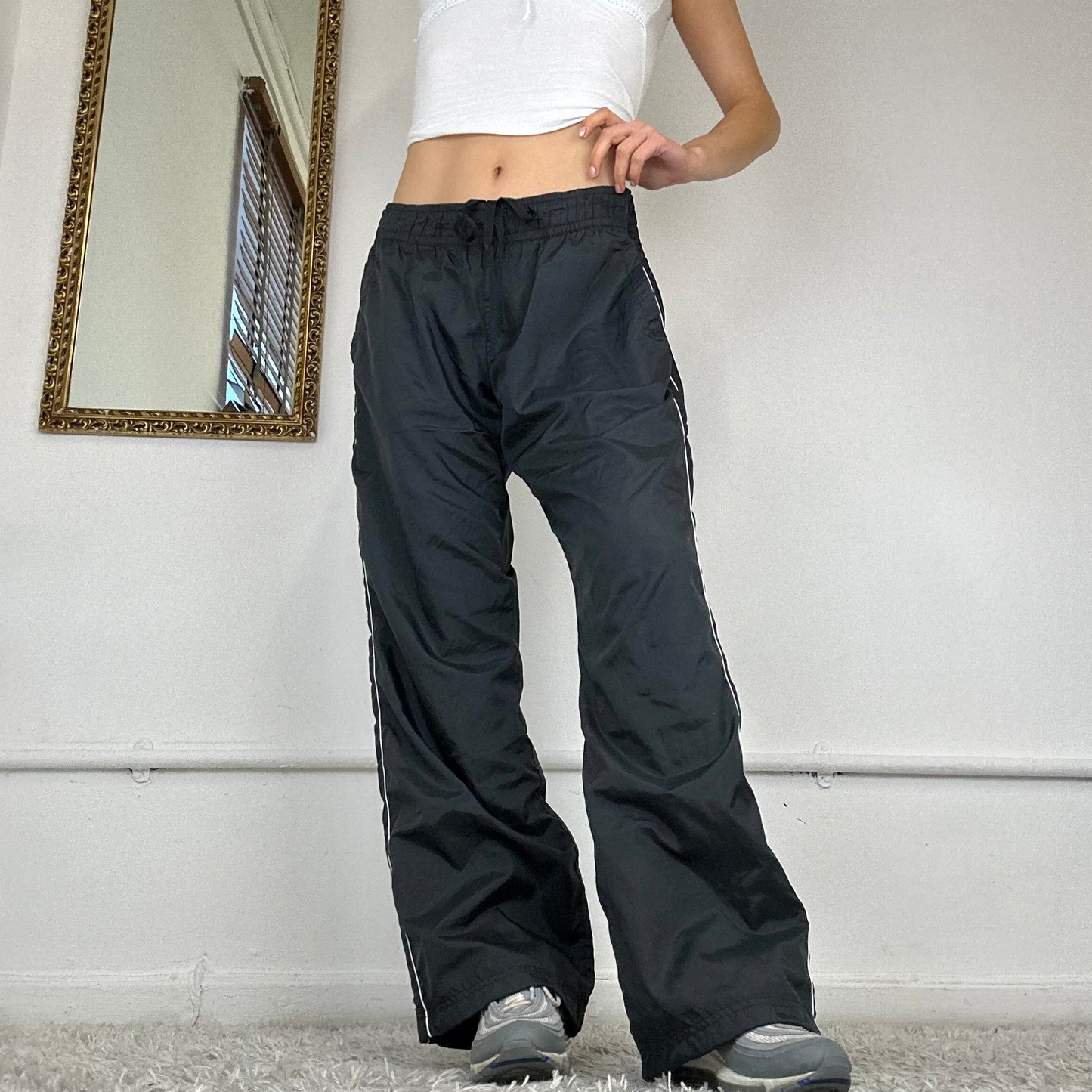 wide leg nike tracksuit bottoms