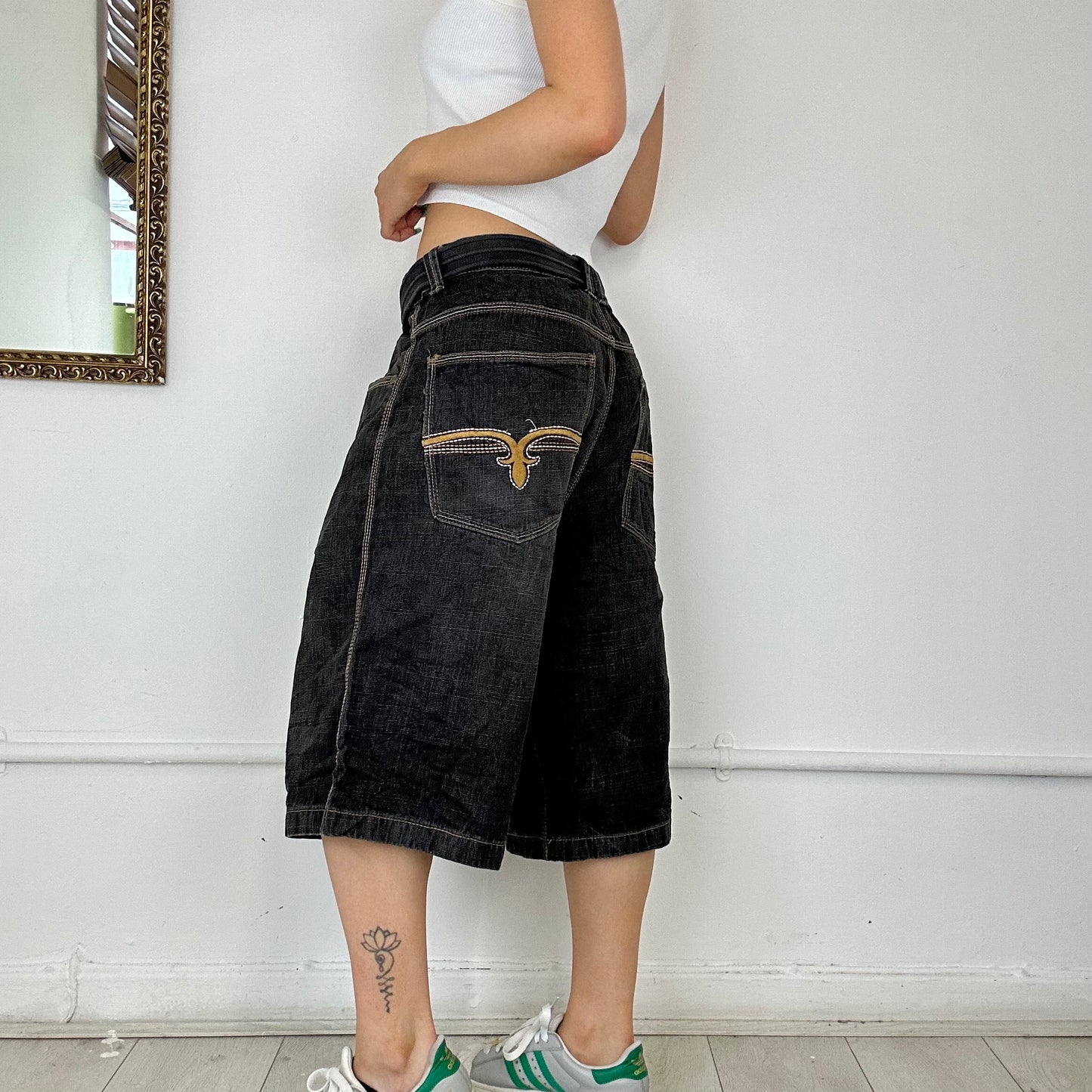 00’s baggy denim shorts