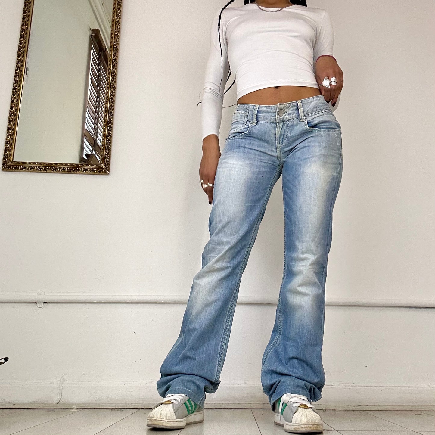 straight leg light wash levis