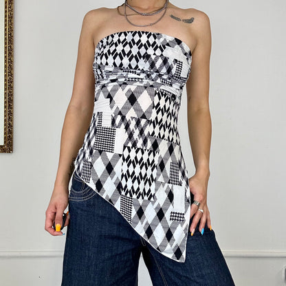 Asymmetric black and white patterned top