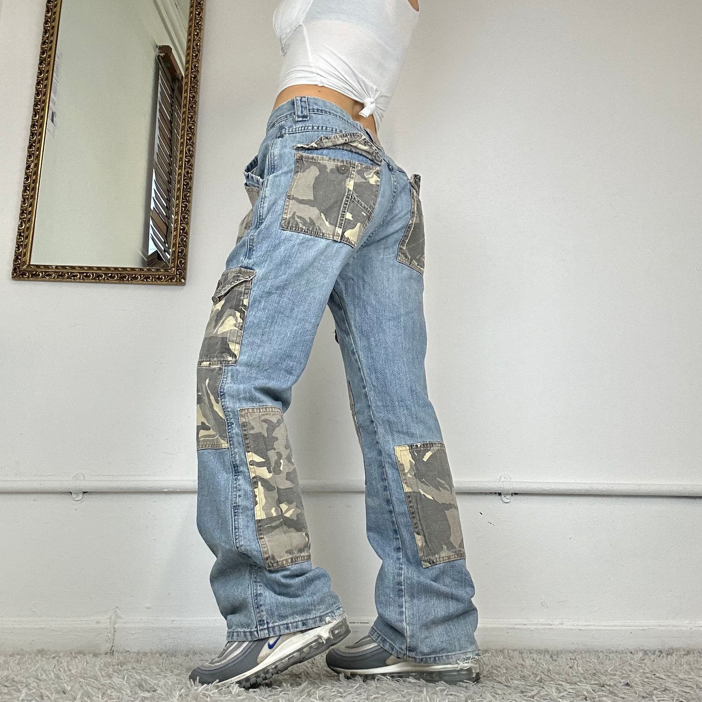 00’s d camo cargo jeans