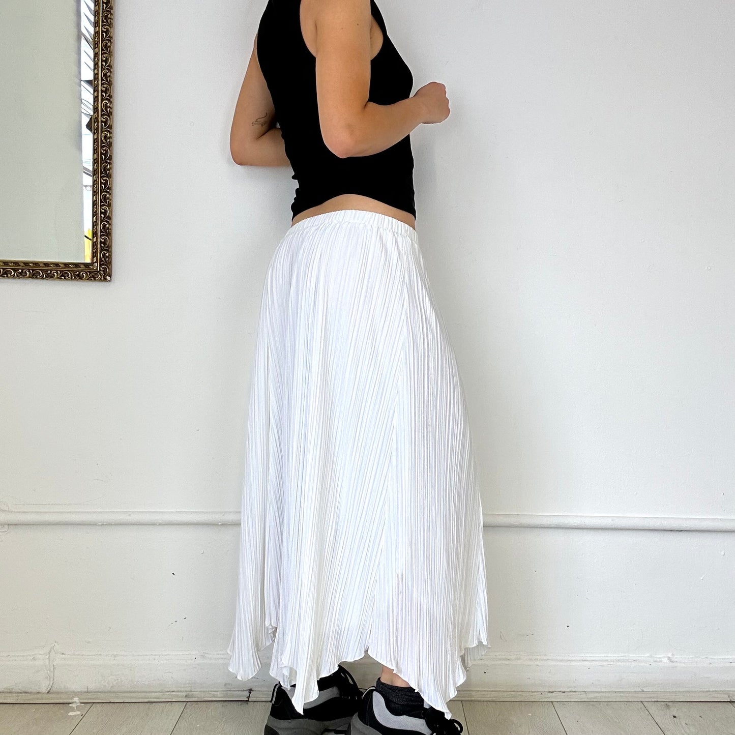 white flowy pleated maxi skirt