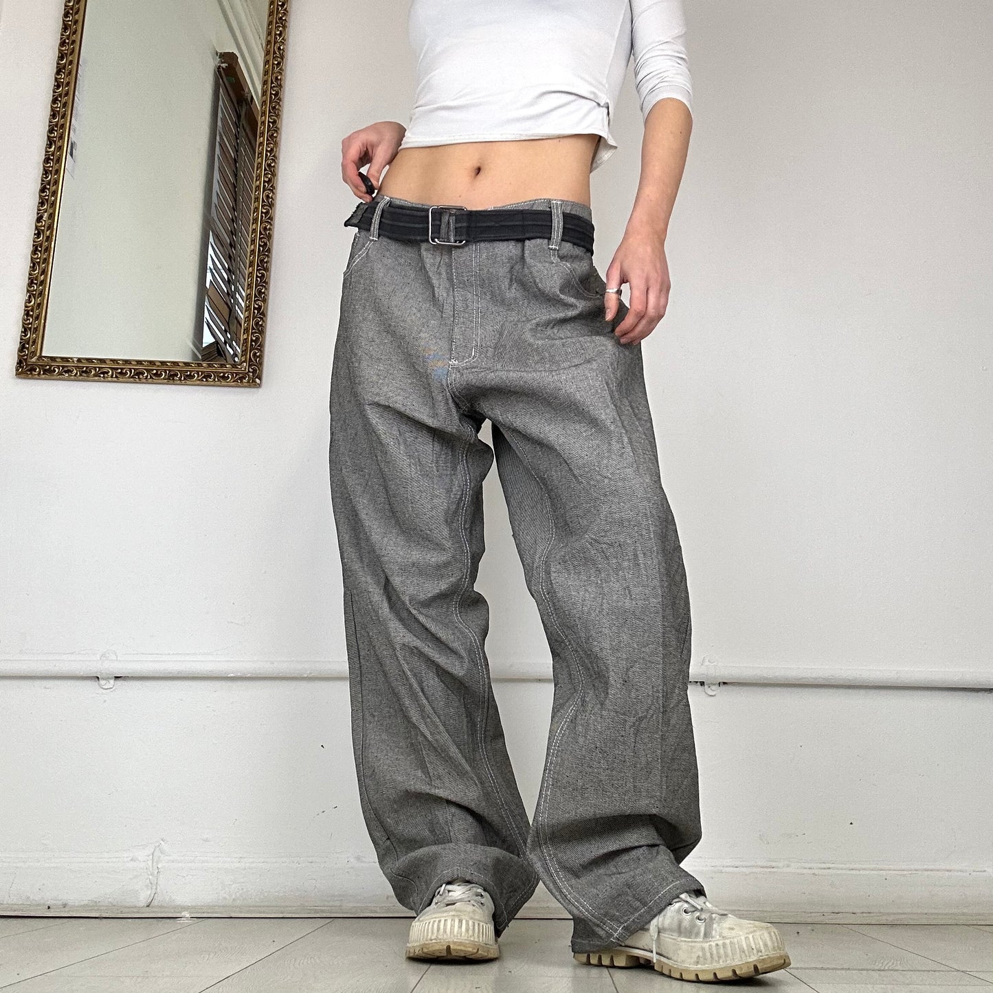 00’s grey baggy jeans