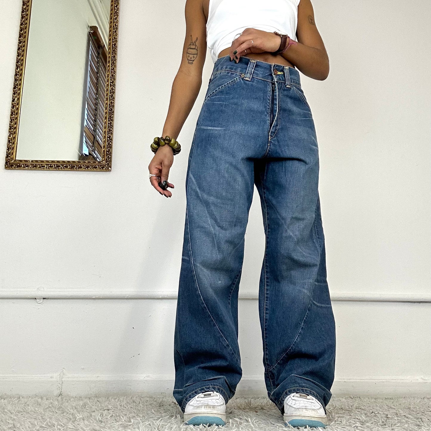 90s baggy wide leg levis jeans