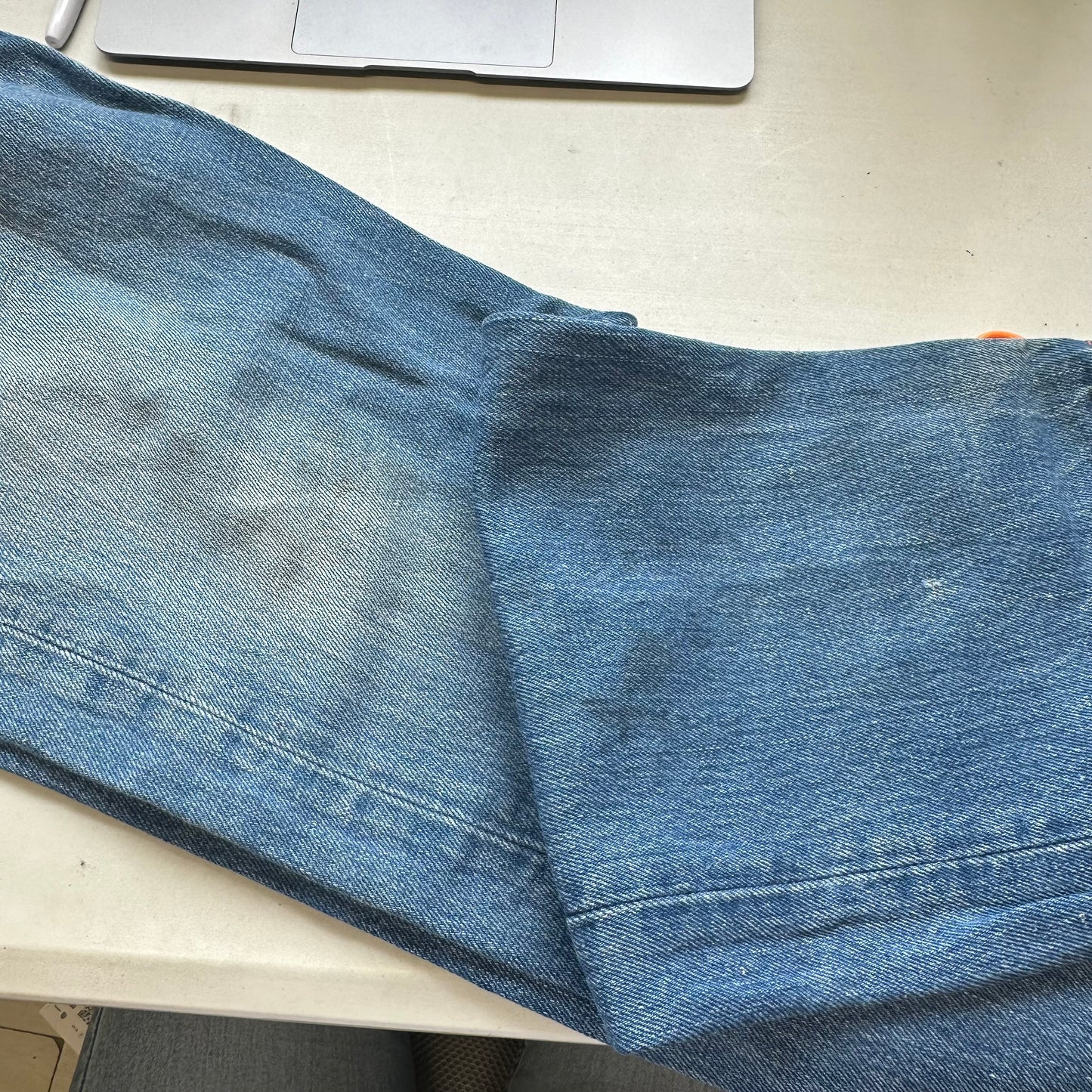 vintage levi's mid wash 501 jeans