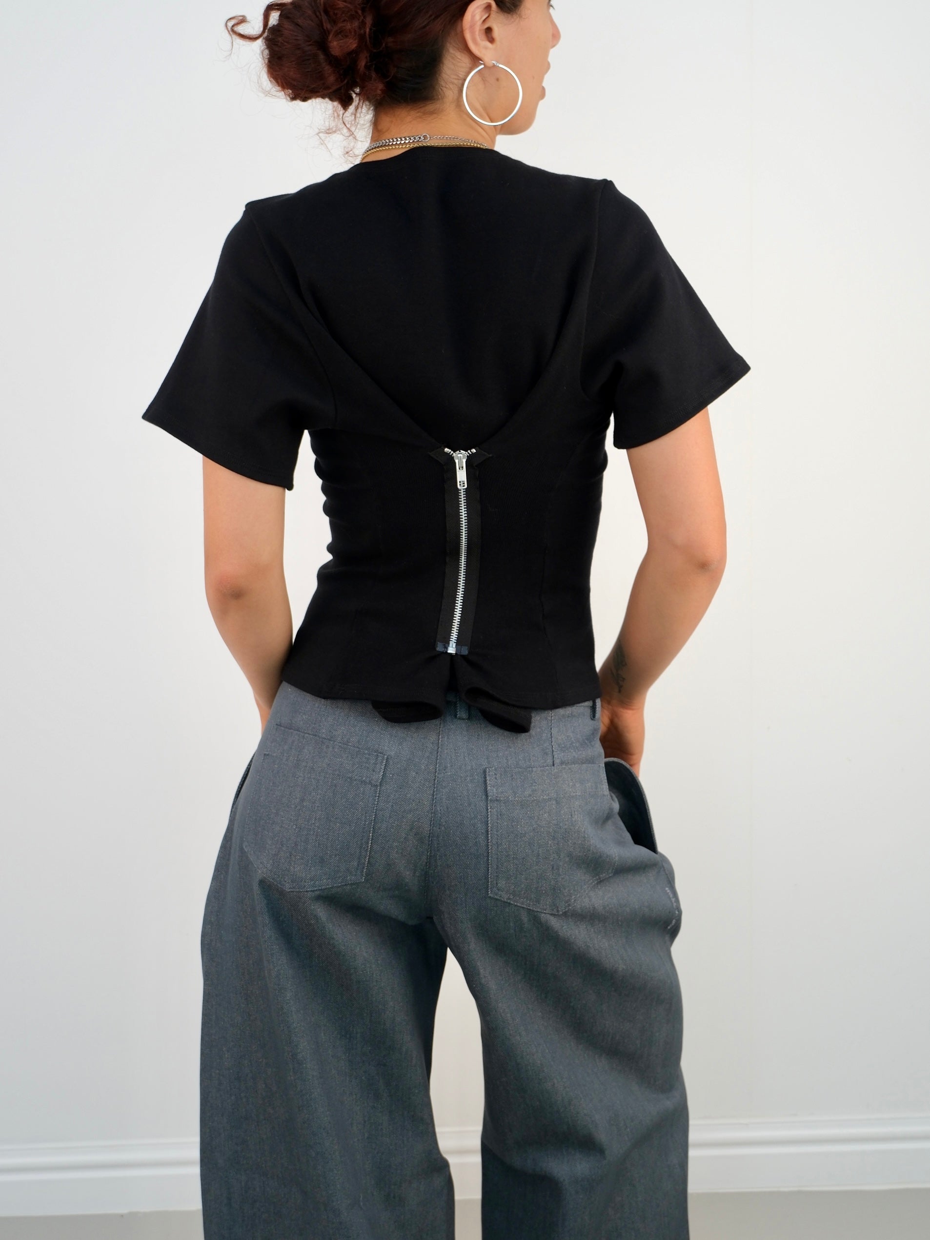 devon top - black