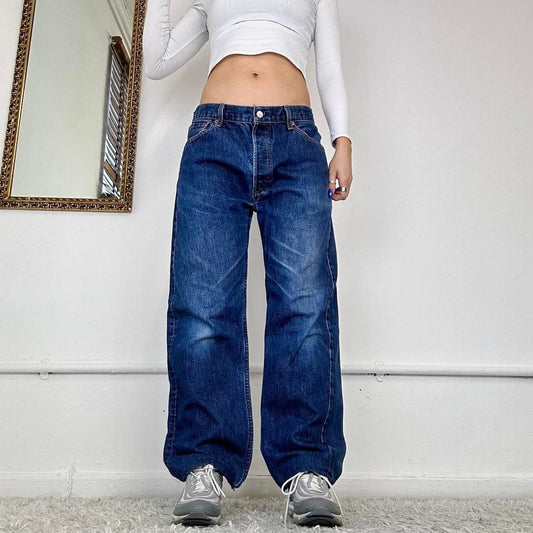 wide leg levi's jeans