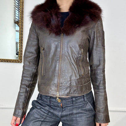 2000’s italian leather jacket with fur collar