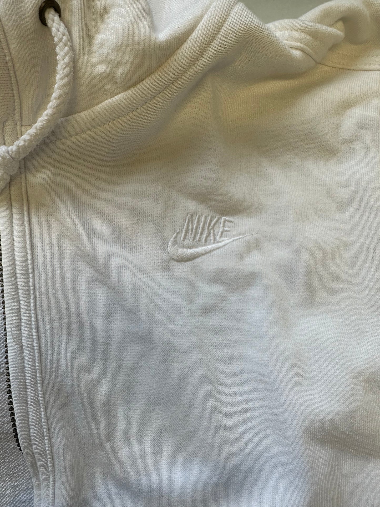 vintage white zip up sleeveless nike hoodie