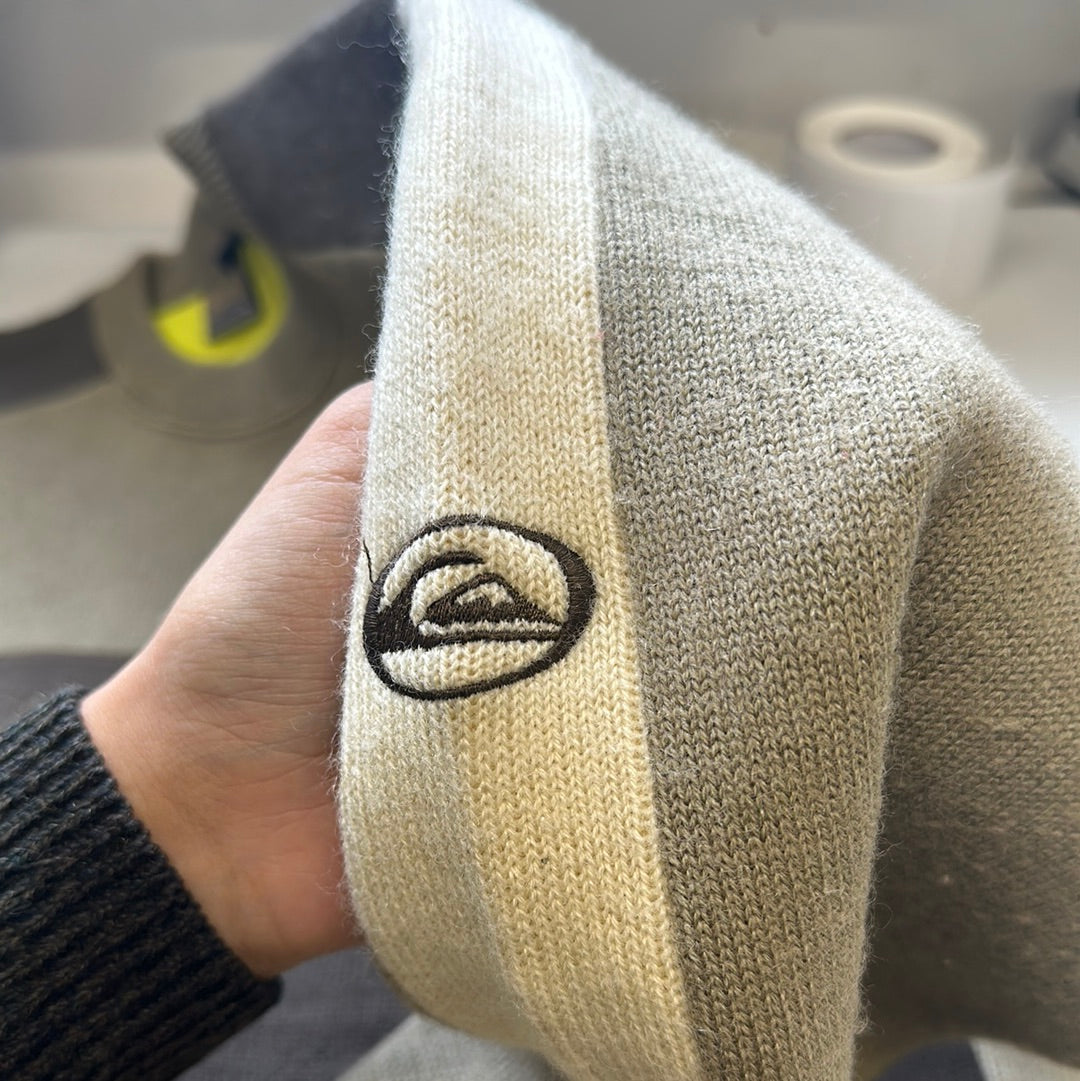 90's quiksilver jumper