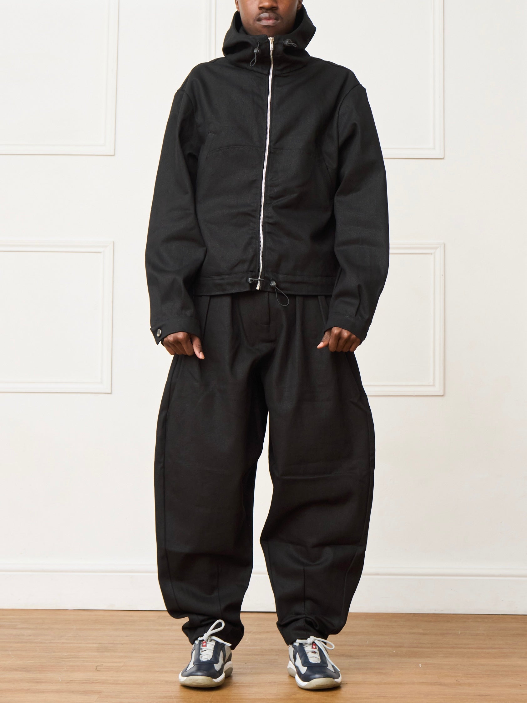 barrel jean - black denim