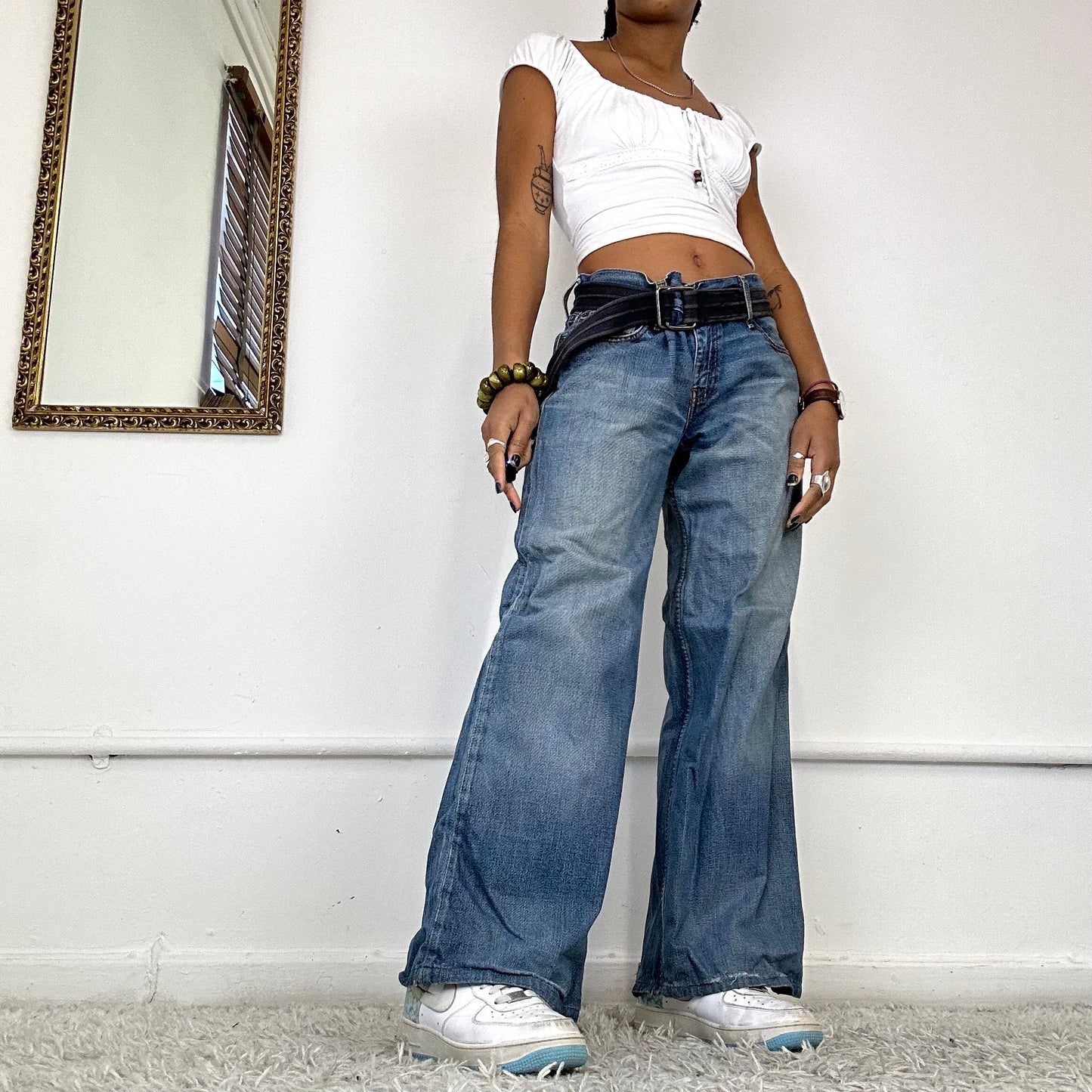 wide leg baggy levi’s jeans