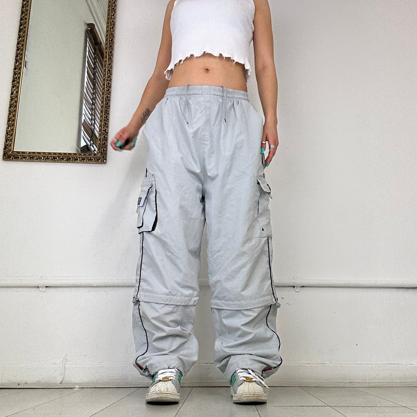 baggy cargo trousers